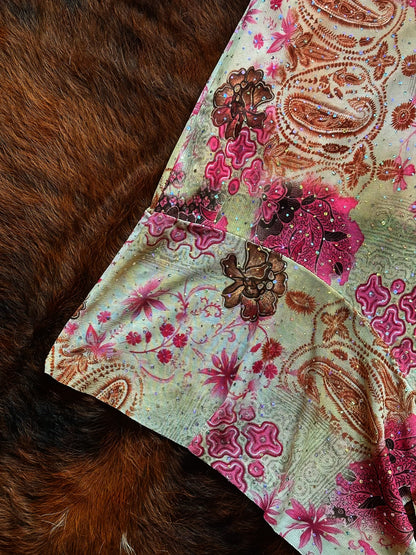 Gonna vintage patchwork con volant asimmetrico e glitter – Rosa & paisley Y2K