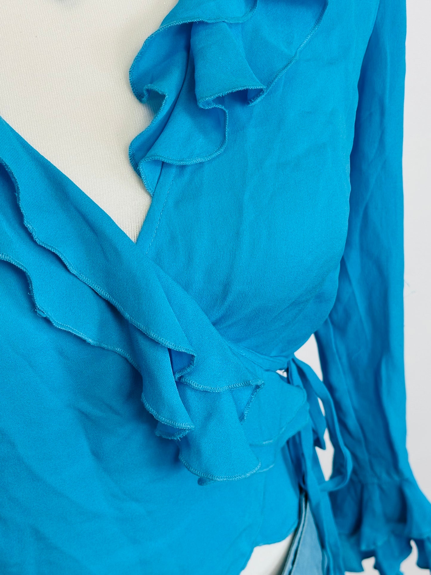 Top vintage in pura seta turchese con volant 🦋