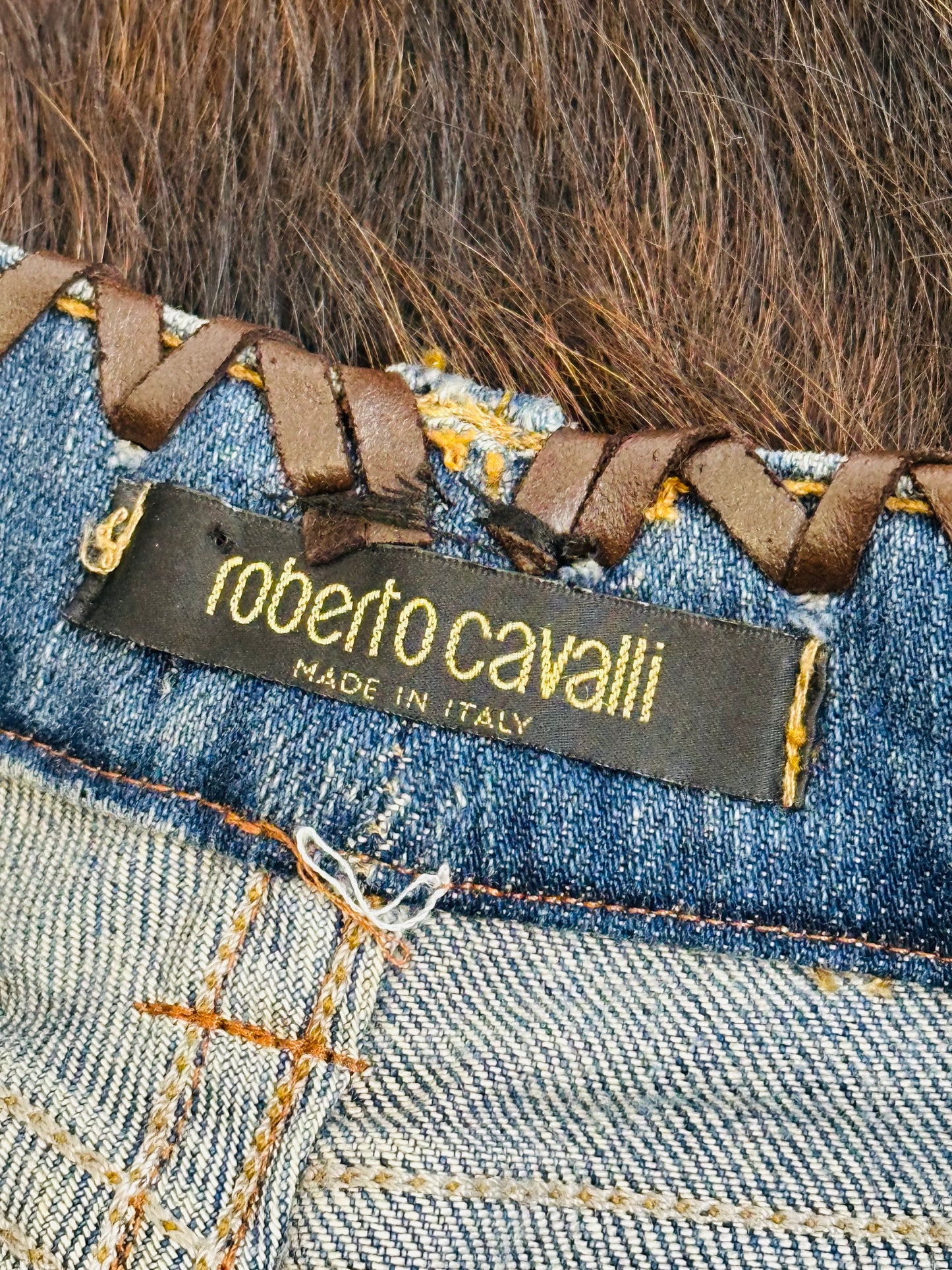 ￼ROBERTO CAVALLI - Jeans Western Revival in Denim e Pelle con Frange
