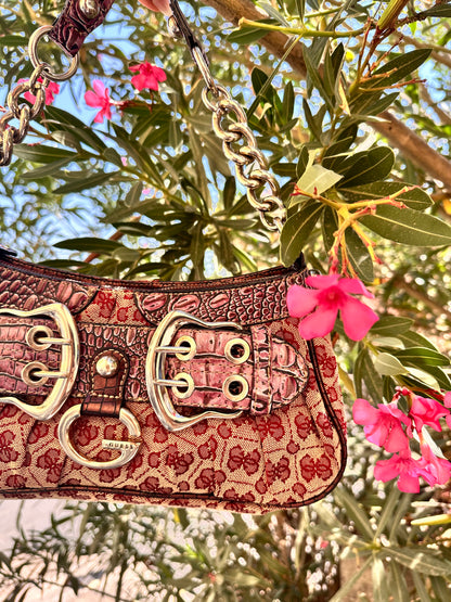 GUESS - Pochette 🌸