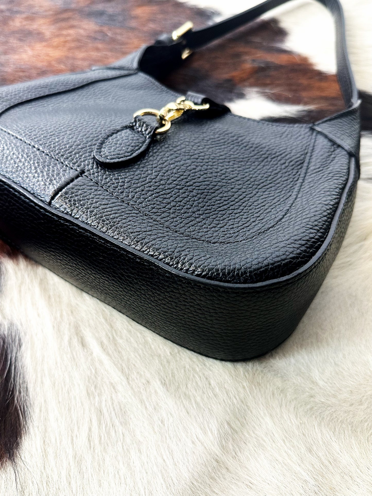 Borsa a Spalla in Pelle Nera Jackie ispired – Vintage Y2K