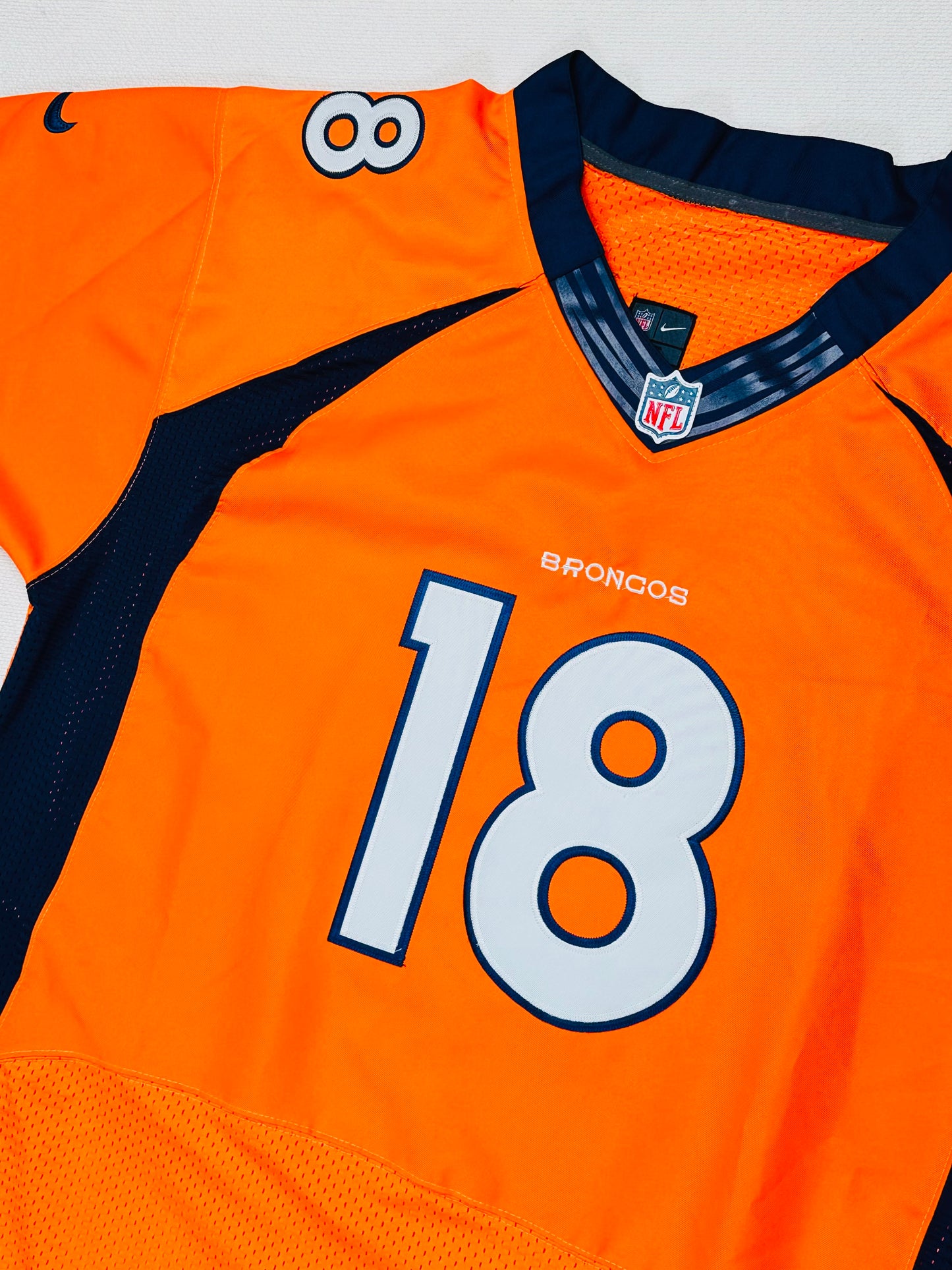 NIKE x NFL - Denver Broncos Peyton Manning #18 Limited Edition 🧡