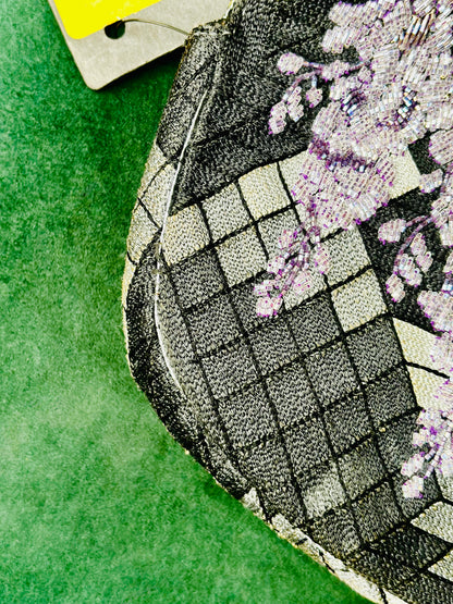 FENDI - Pochette Vintage “Border Line Embroidery +Kari” – Nuova con Etichetta