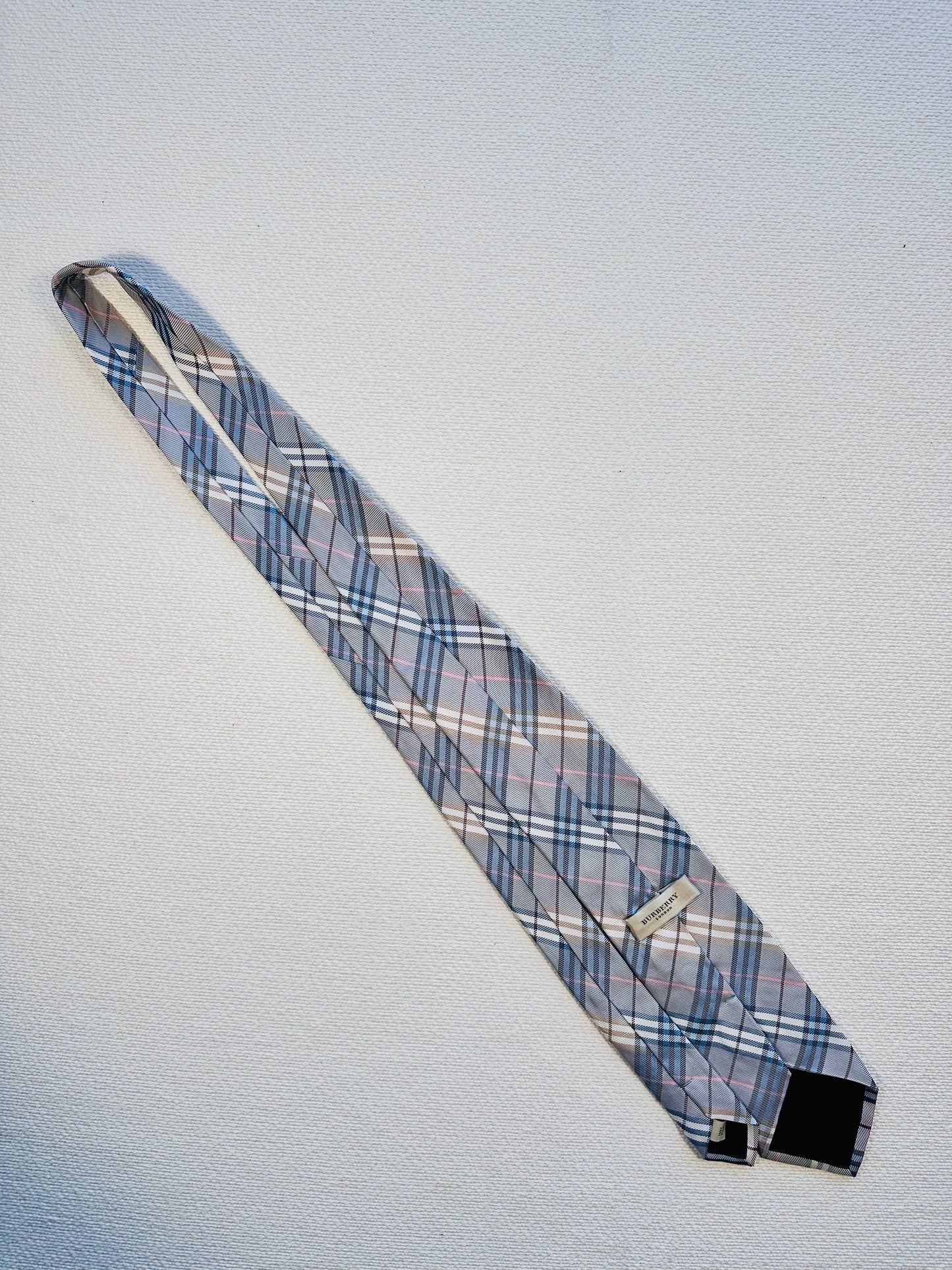 BURBERRY- Cravatta tartan 100% seta
