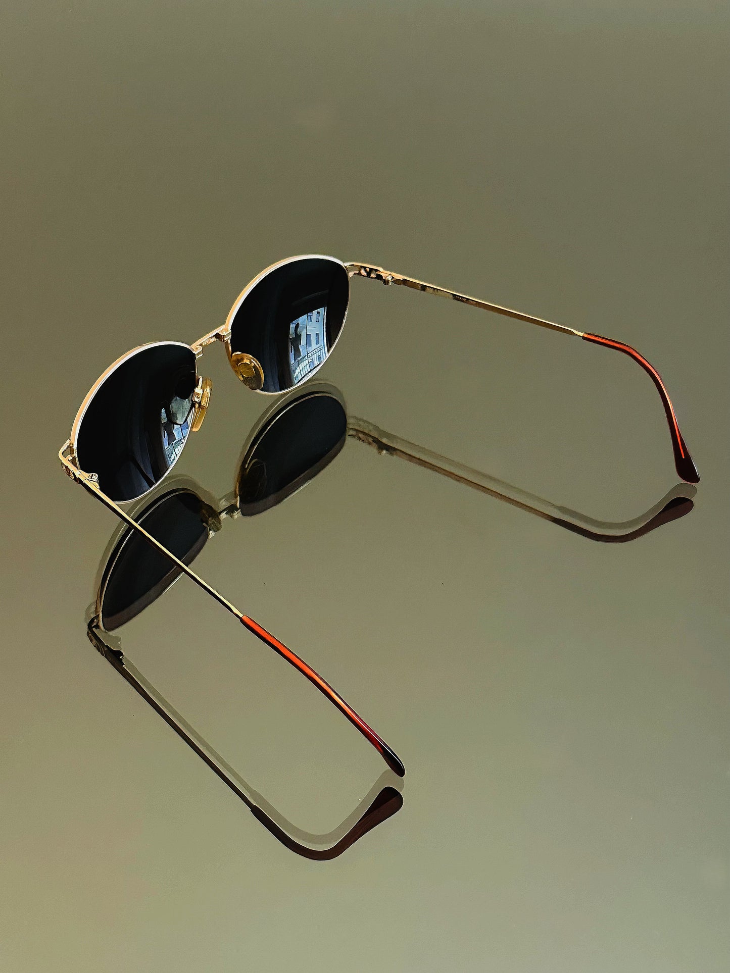 VERSACE - Occhiali da sole V442 962 Vintage – Made in Italy