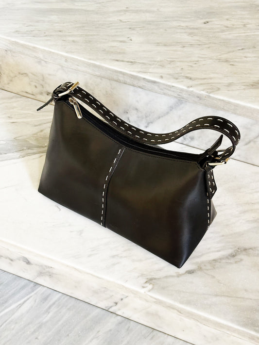 MARELLA– Borsa vintage in pelle nera con impunture a contrasto