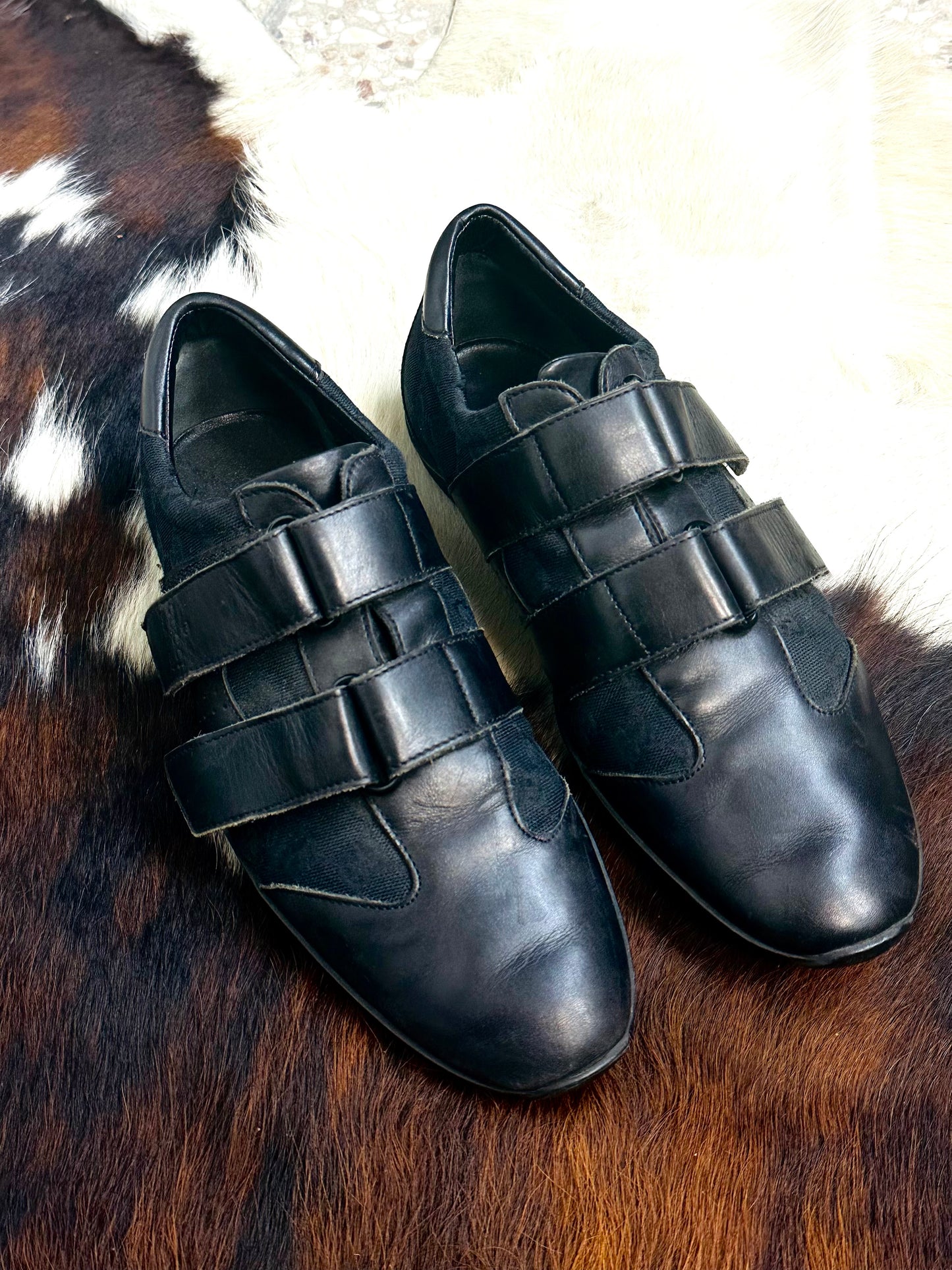 GUCCI - Sneakers Vintage con Doppio Strap – Pelle e Tela GG Monogram – Nero | Tg 40½