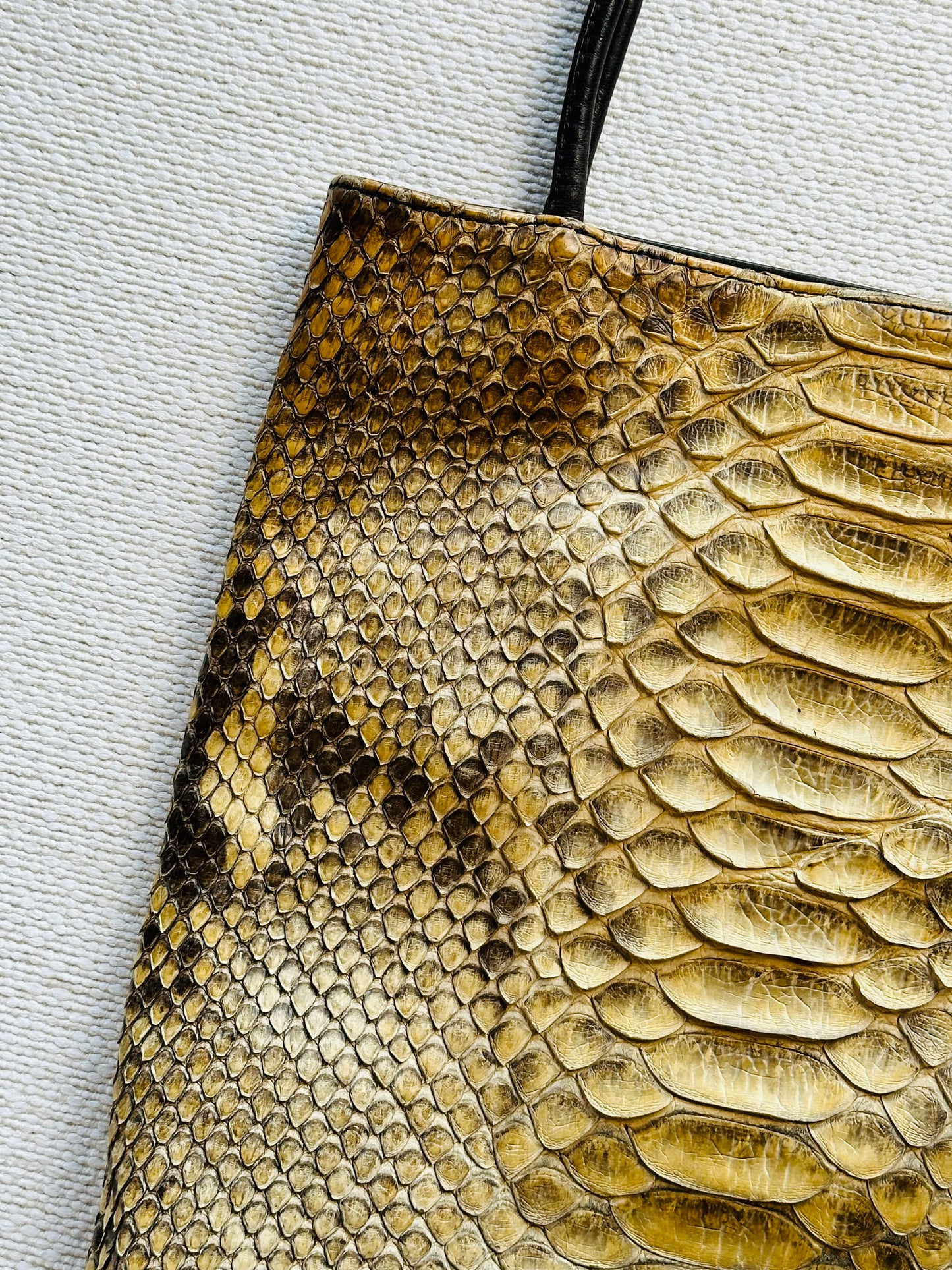 Borsa a spalla in pitone