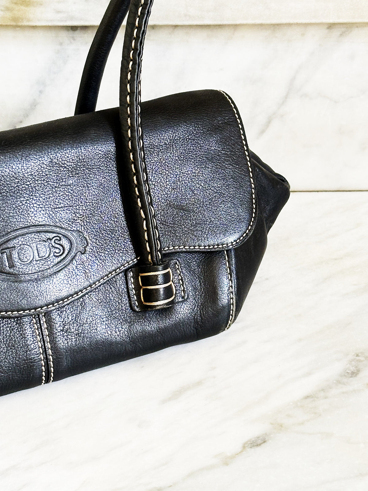 TOD’S - Borsa vintage in pelle nera con cuciture a contrasto