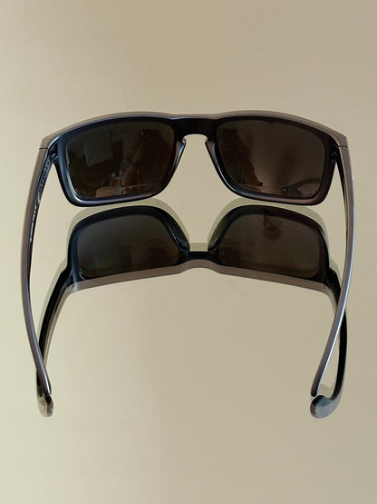 OAKLEY HOLBROOK – Occhiali da sole Matte Black / Dark Lenses – Icon Logo