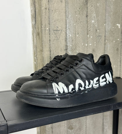 ALEXANDER McQUEEN - Oversized Sneaker – Black Graffiti Edition – Nero | Tg 42
