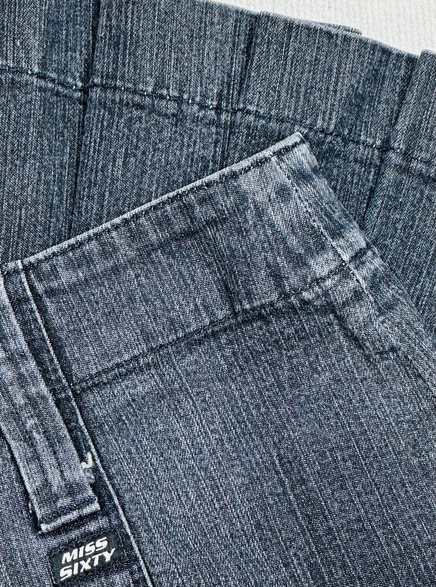Mini Gonna a Pieghe in Denim Nero Vintage – Miss Sixty Y2K | Made in Italy