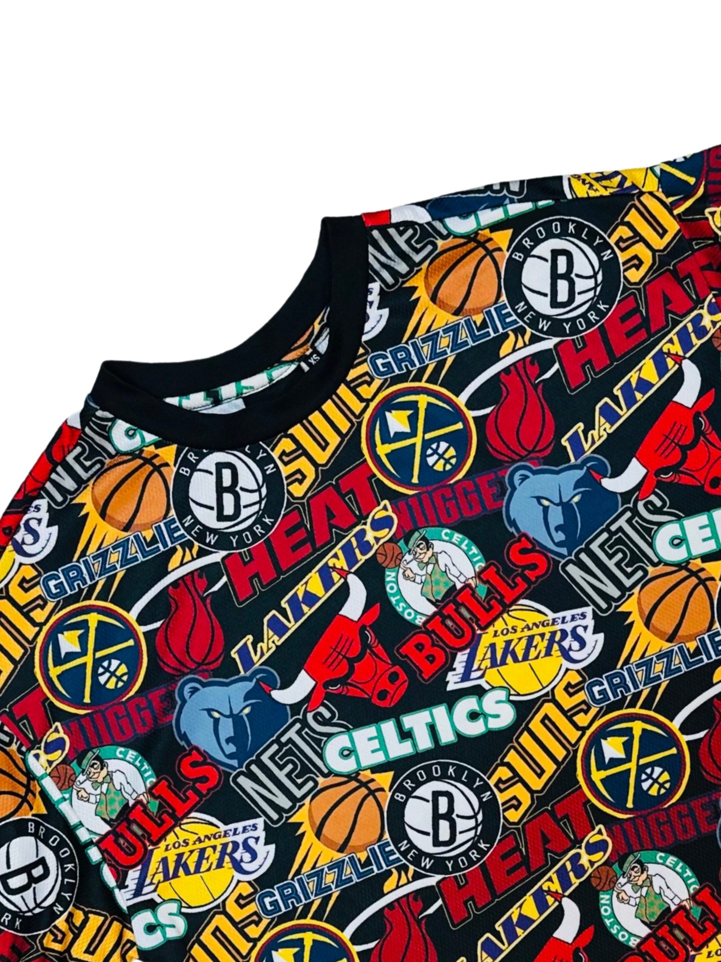 NBA x NEW ERA - T-shirt Multiteam Sticker Patch | XS