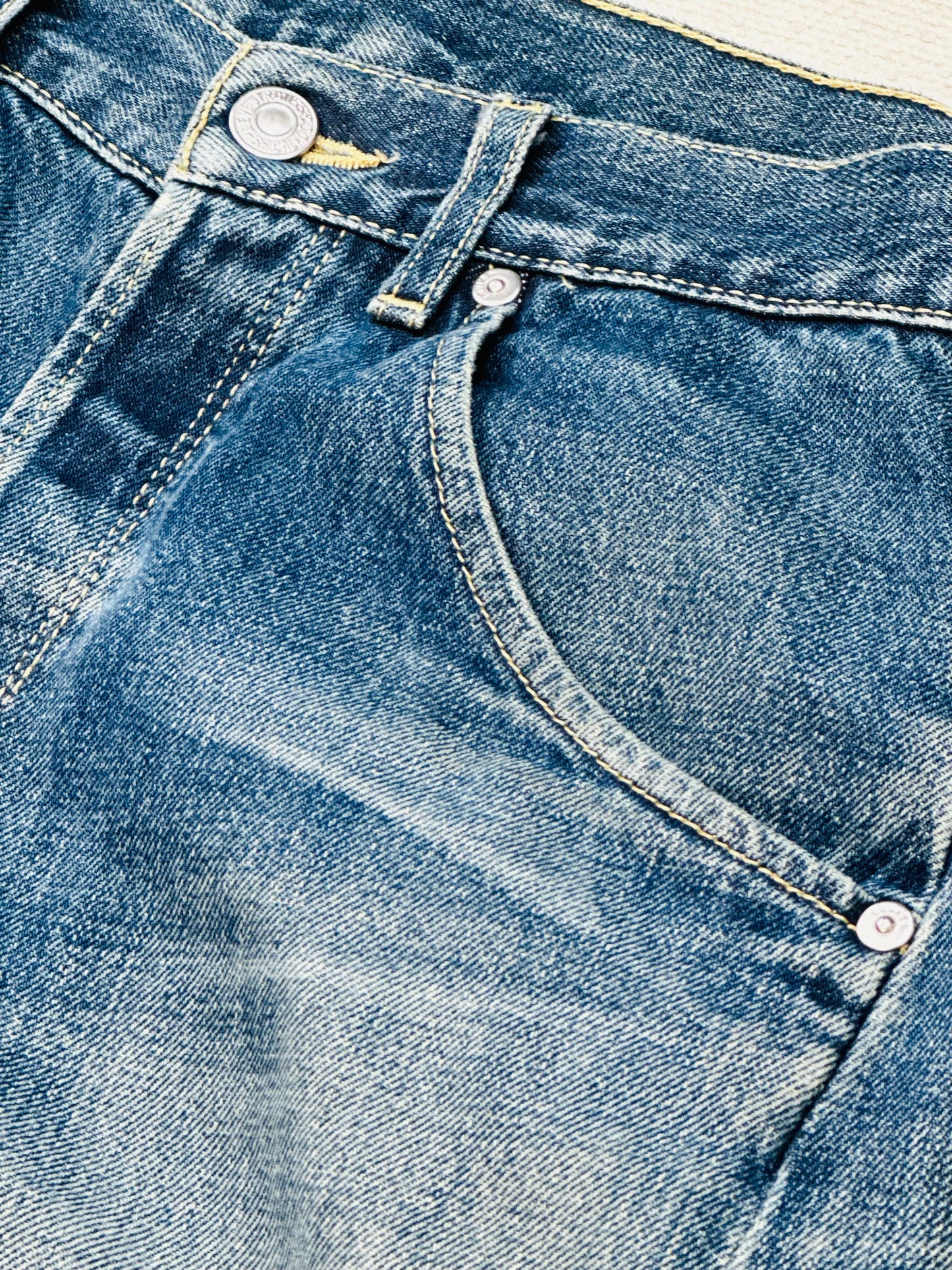 LEVI’S- Jeans