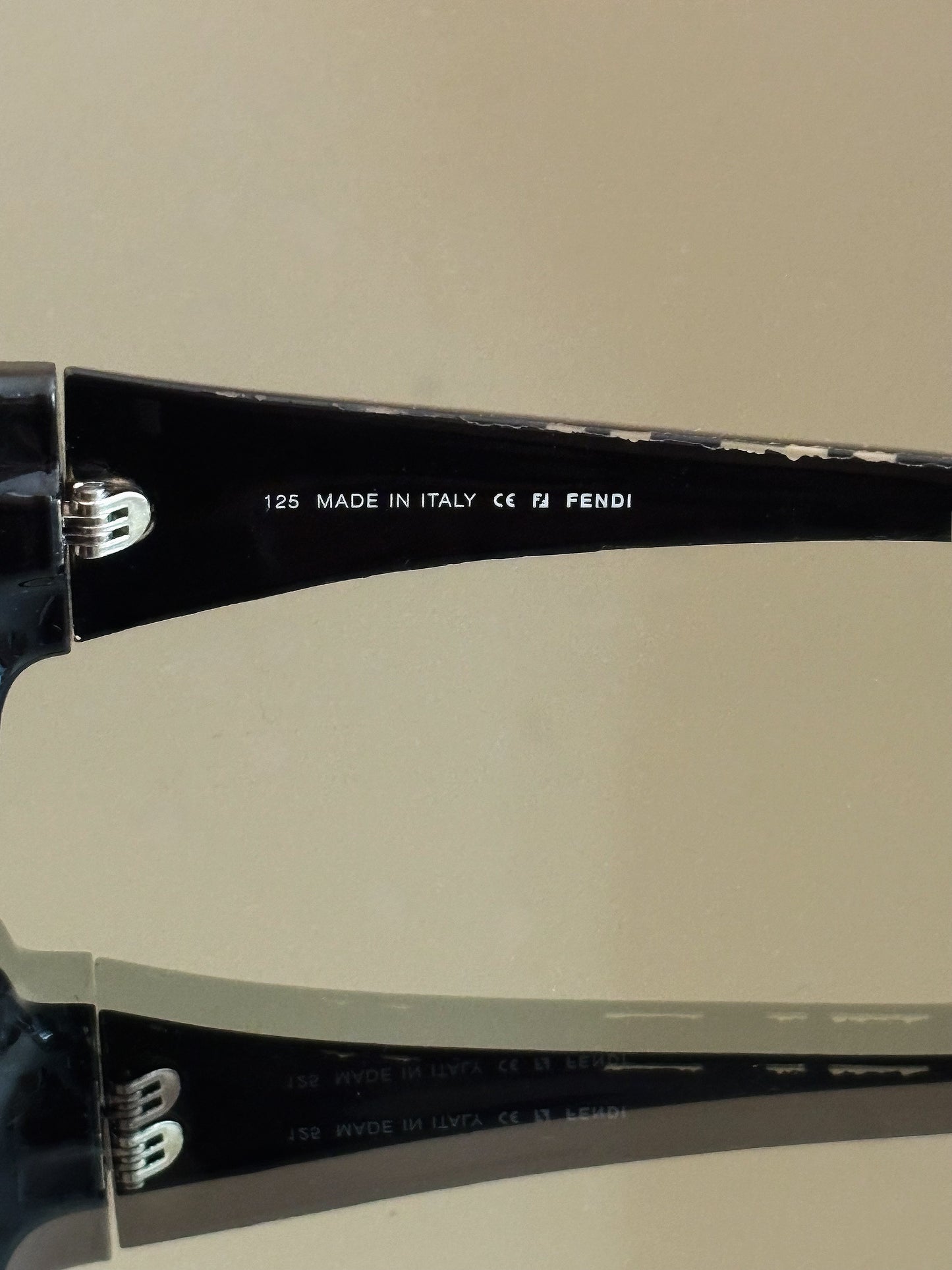 FENDI - Occhiali da sole vintage FS343 – Made in Italy