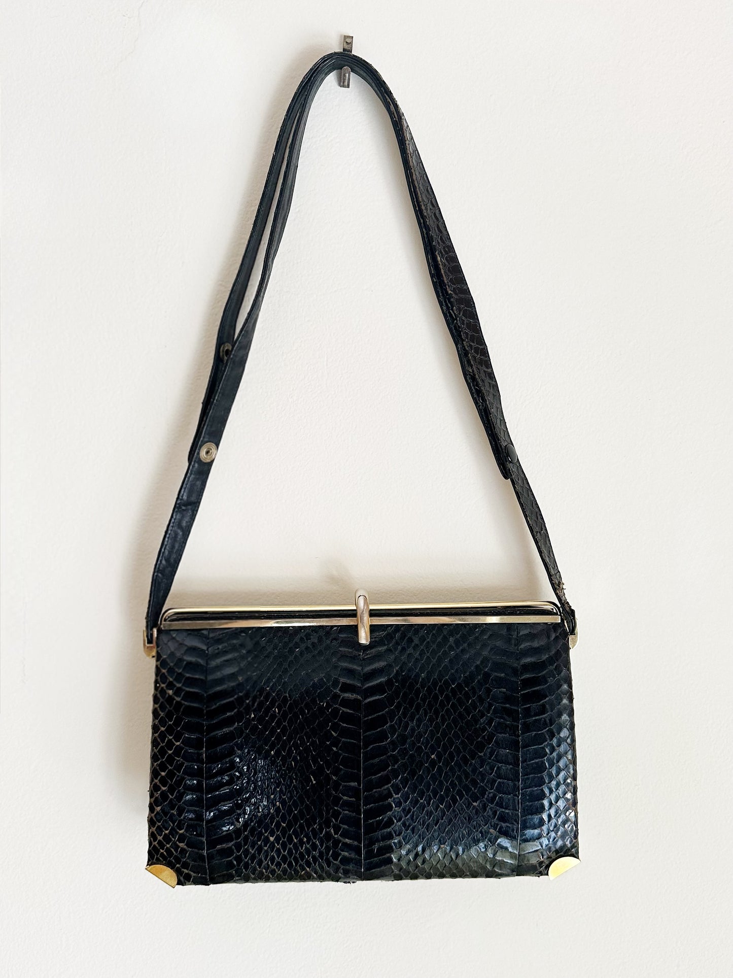 CLUTCH - 80s structured exotic leather bag
