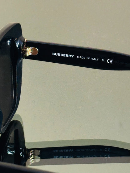 BURBERRY – BE4315 Charlotte – Occhiali da Sole Donna – Nero Lucido | Made in Italy