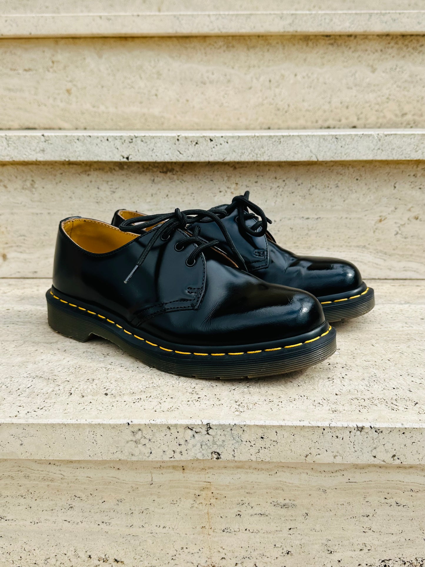 Dr. Martens 1461 - Derby Smooth Black 3 occhielli in Pelle Nera | Tg 39