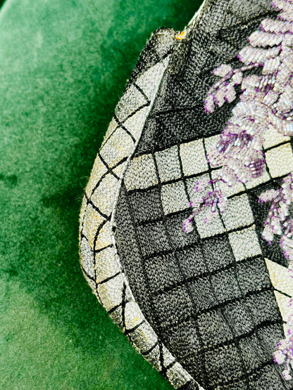 FENDI - Pochette Vintage “Border Line Embroidery +Kari” – Nuova con Etichetta