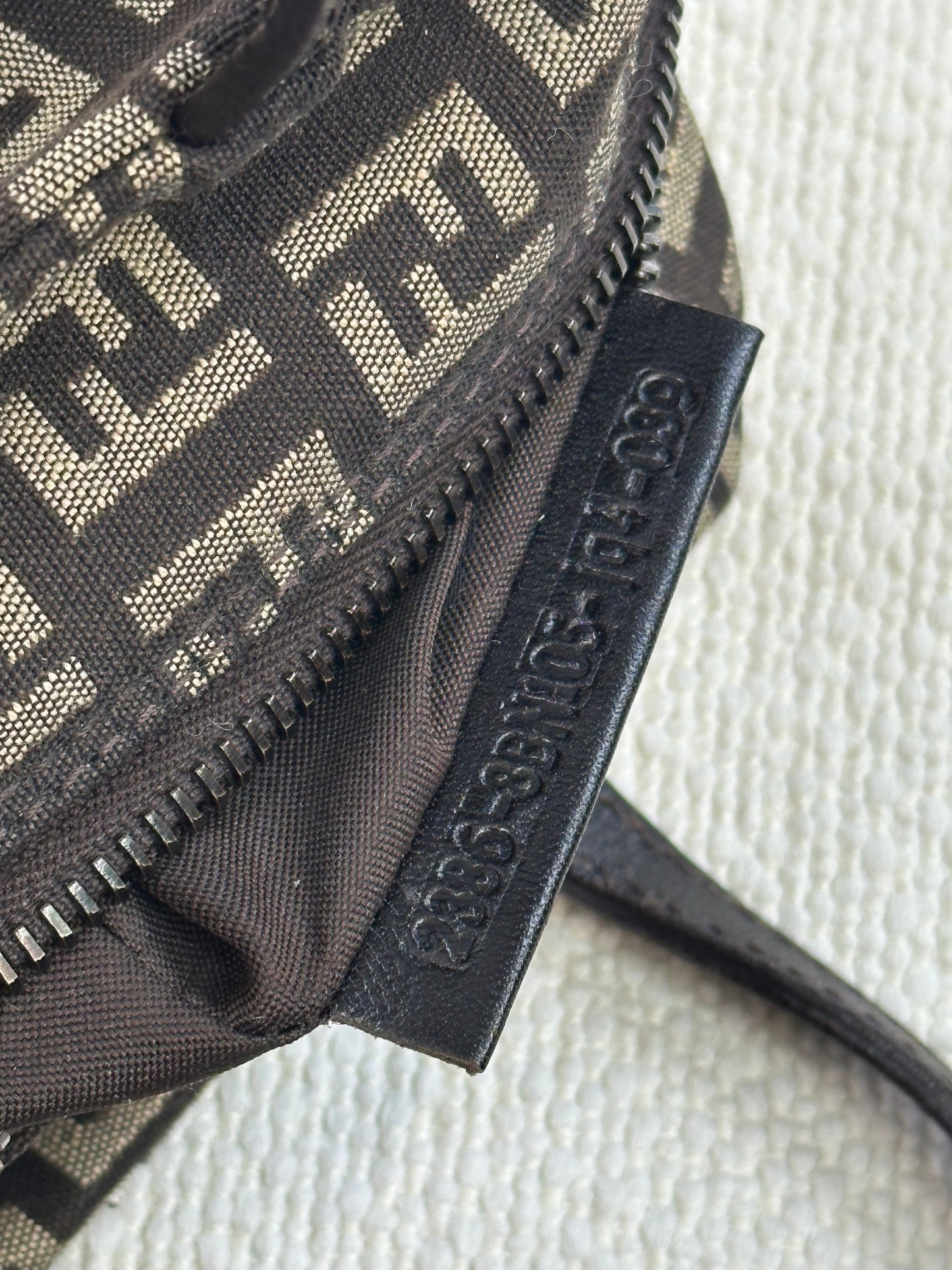 FENDI - Pochette Zucchino