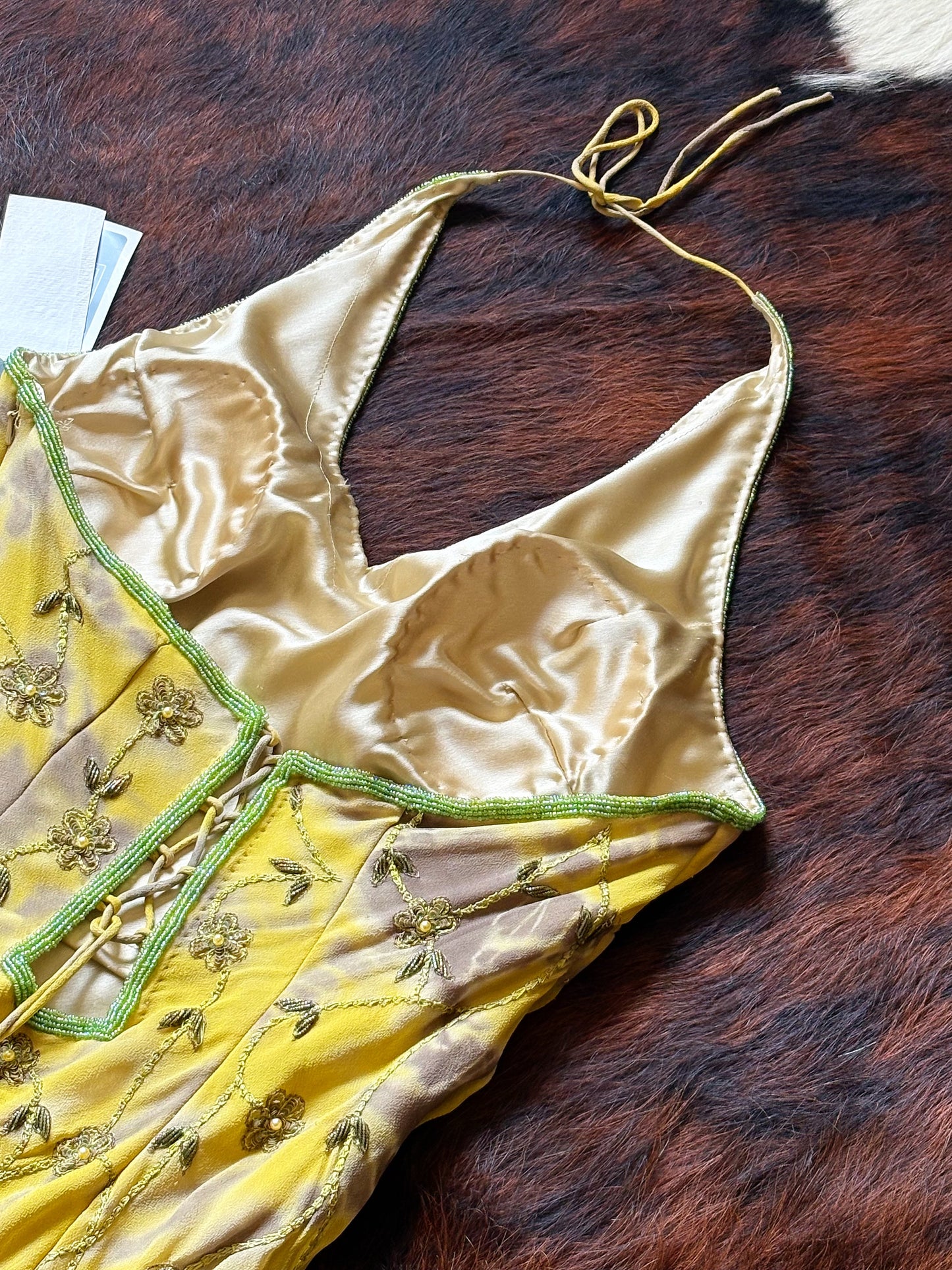 Abito Halter in Seta Ricamata con Perline – Archive Y2K Couture | Nuovo con Cartellino