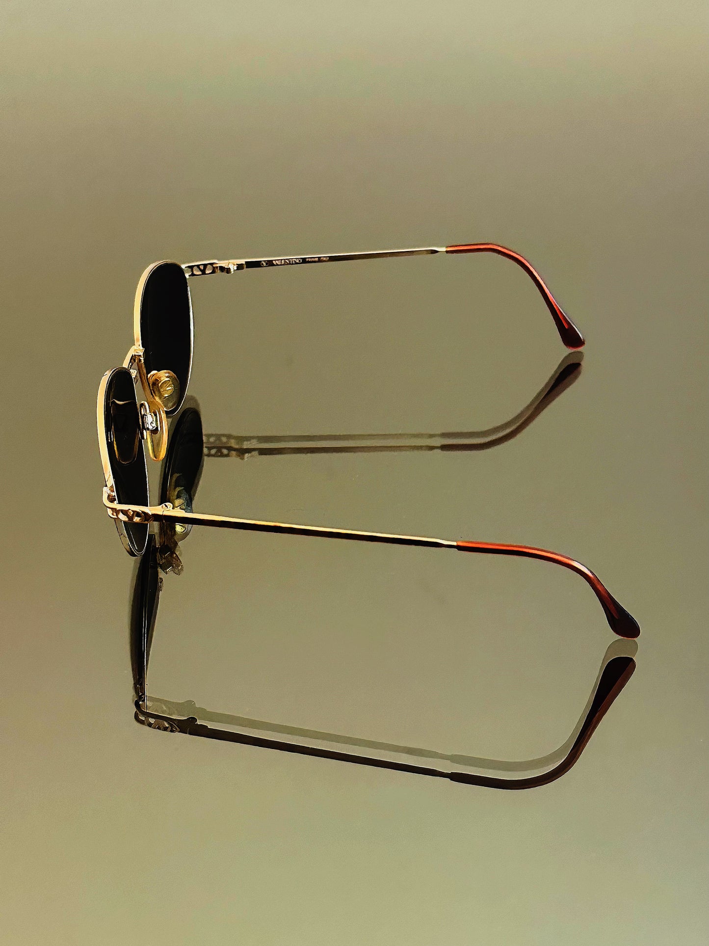 VERSACE - Occhiali da sole V442 962 Vintage – Made in Italy
