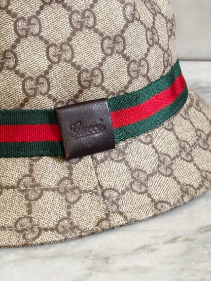 GUCCI - Cappello GG Supreme con Web Stripe