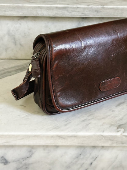 Vintage Brown Leather Shoulder Bag – Borsa a Spalla in Pelle Marrone con Tracolla Regolabile