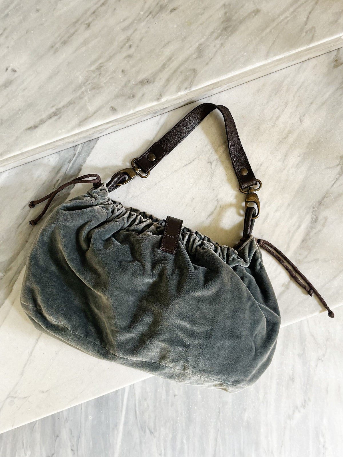 MAX&Co - Borsa a Spalla in Velluto Grigio\Verde con Dettagli Marroni