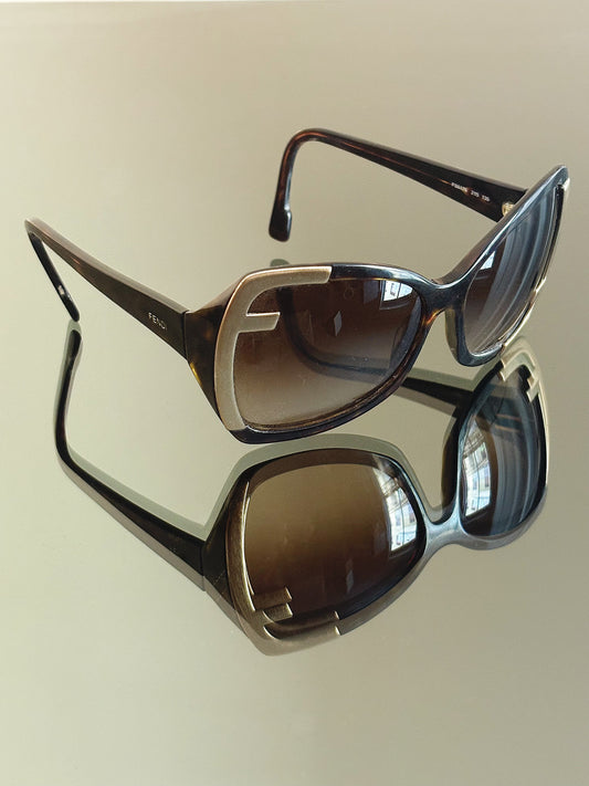 FENDI – FS5176 - Occhiali da sole vintage oversized tartarugati con dettagli logo dorati