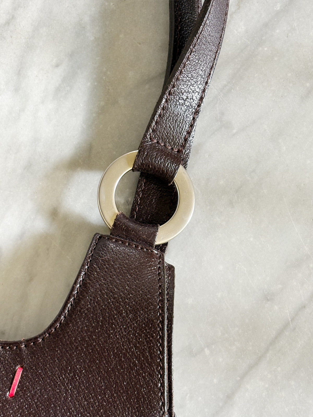 PENNYBLACK - Vintage Y2K Brown Leather Shoulder Bag – Borsa in Pelle Marrone con Cuciture Rosse