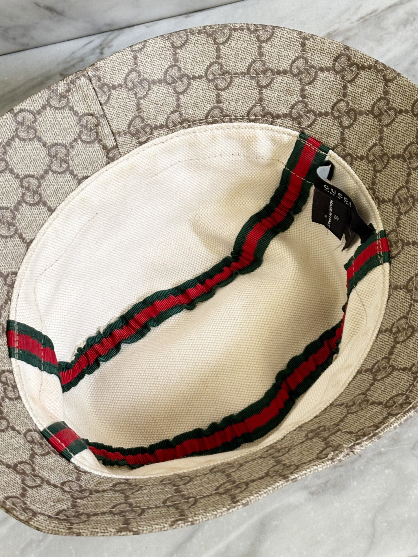 GUCCI - Cappello GG Supreme con Web Stripe