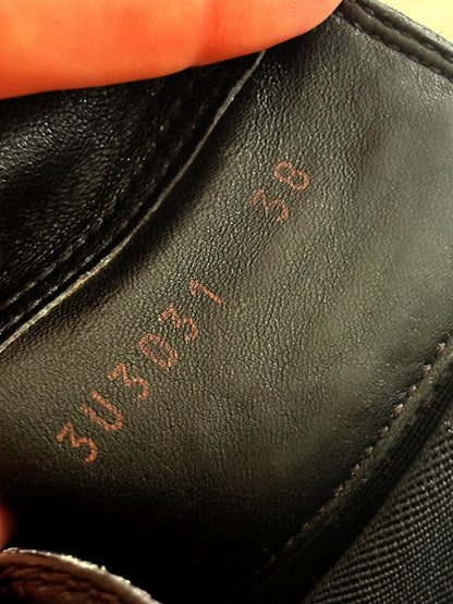PRADA - Stivaletti Prada Vintage in pelle nera con fibbia e suola carrarmato | Tg. 38