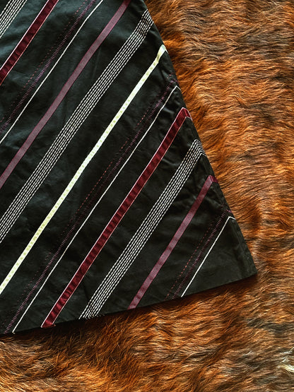 Gonna vintage a trapezio in cotone con righe diagonali – Nero/Ciliegia