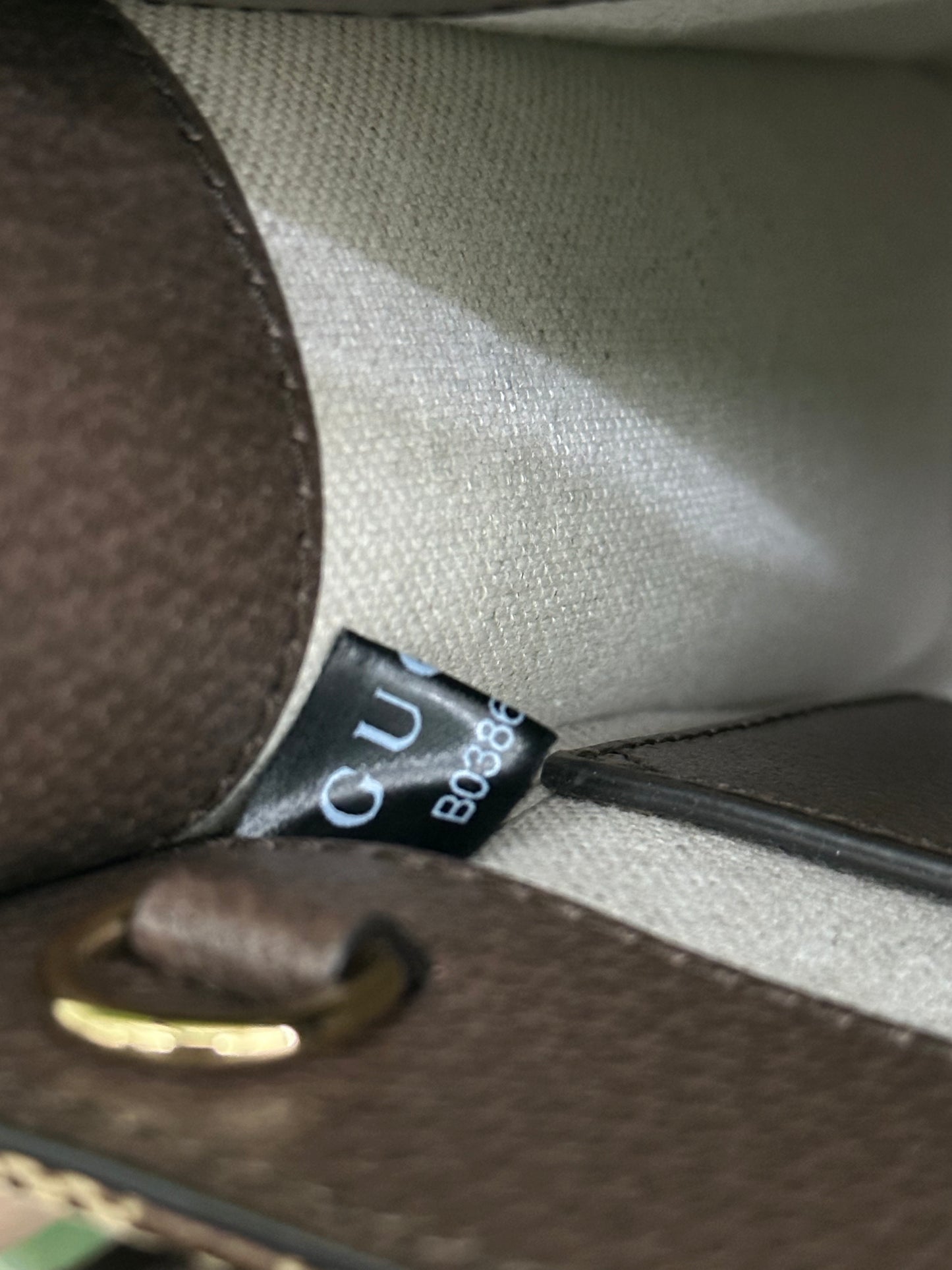 GUCCI - Jumbo GG Mini