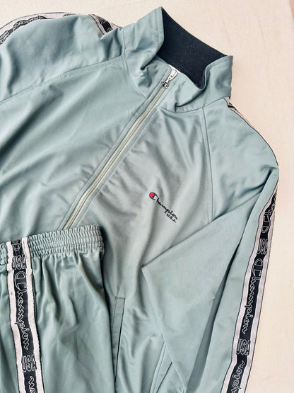 Champion sportwear large