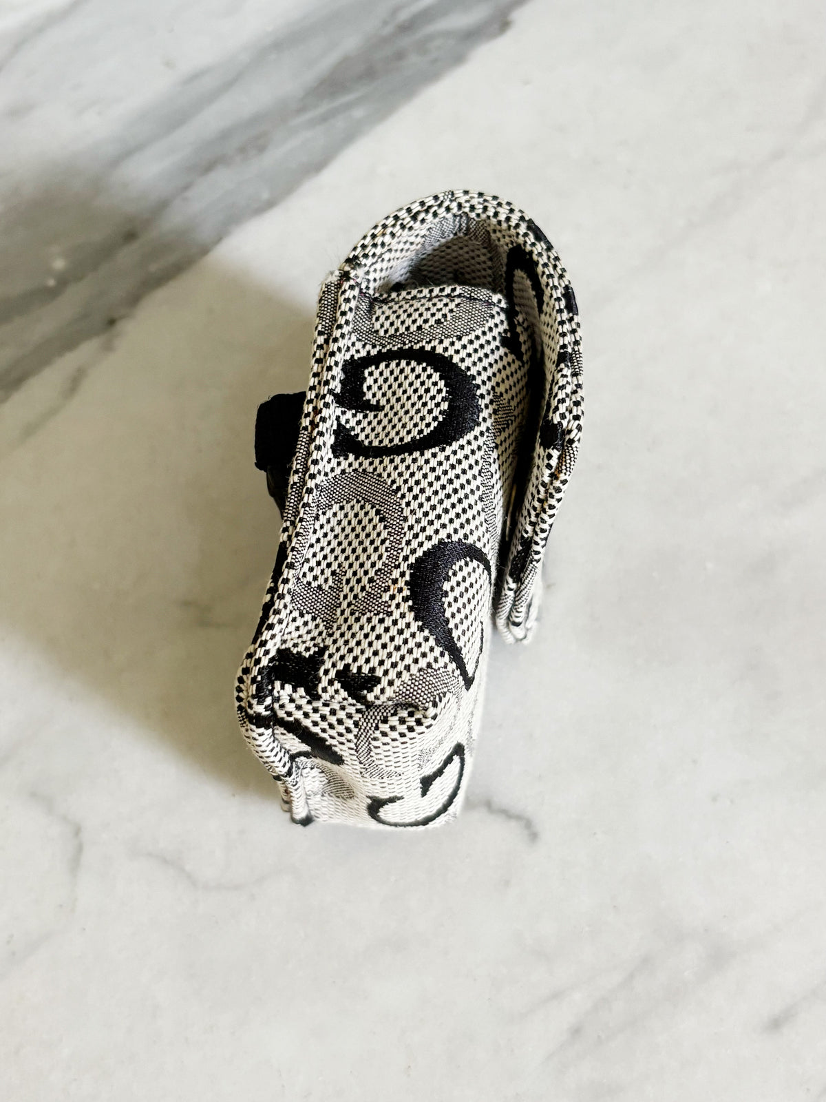 GUESS -  Vintage Monogram Mini Pouch – Borsellino Portaoggetti Y2K