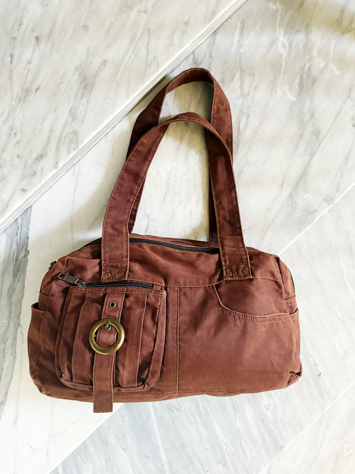 Borsa a spalla in cotone marrone ruggine multipocket – stile Y2K
