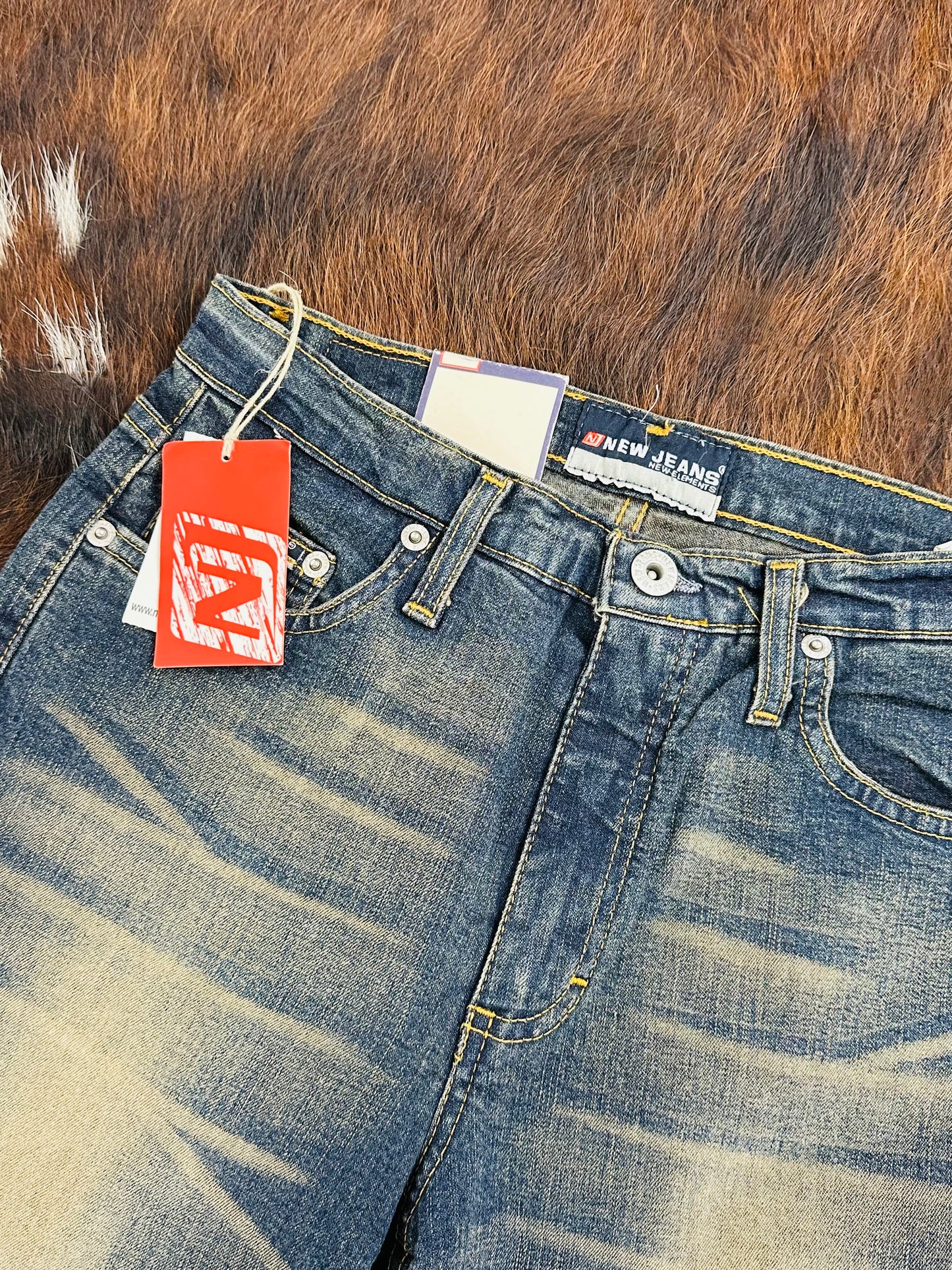 NEW JEANS- Flare Denim Mid