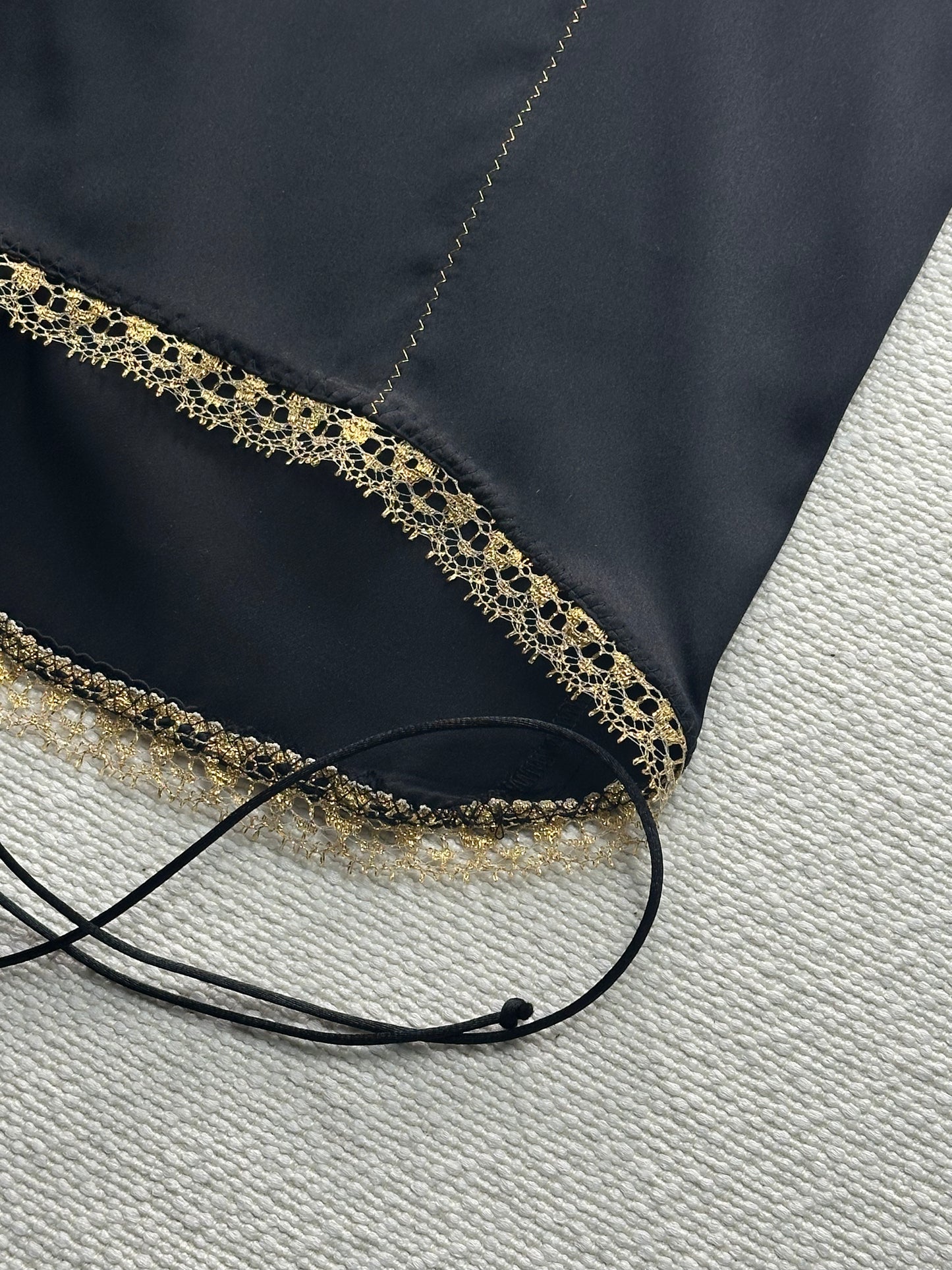 JUST CAVALLI - Tubino nero con pizzo oro